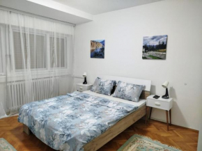 TenMinutesToCenter Apartment